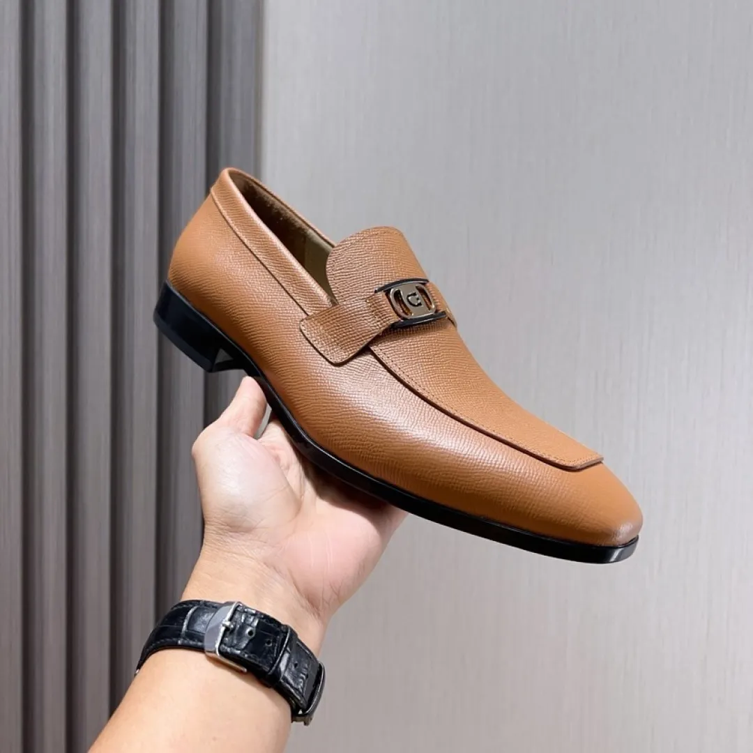 Factory P620💰🔥《Ferragamo》👏Latest•High-end top brand luxury~purchasing agent, top~quality. New fashionable business men's shoes🔜The uppers are made of original cashmere cowhide➕cowhide·lining, with fine workmanship. The original stylish and soft combination wear-resistant and non-slip outsole is light and comfortable on the feet. The real thing looks better in real life. Size: 38/44